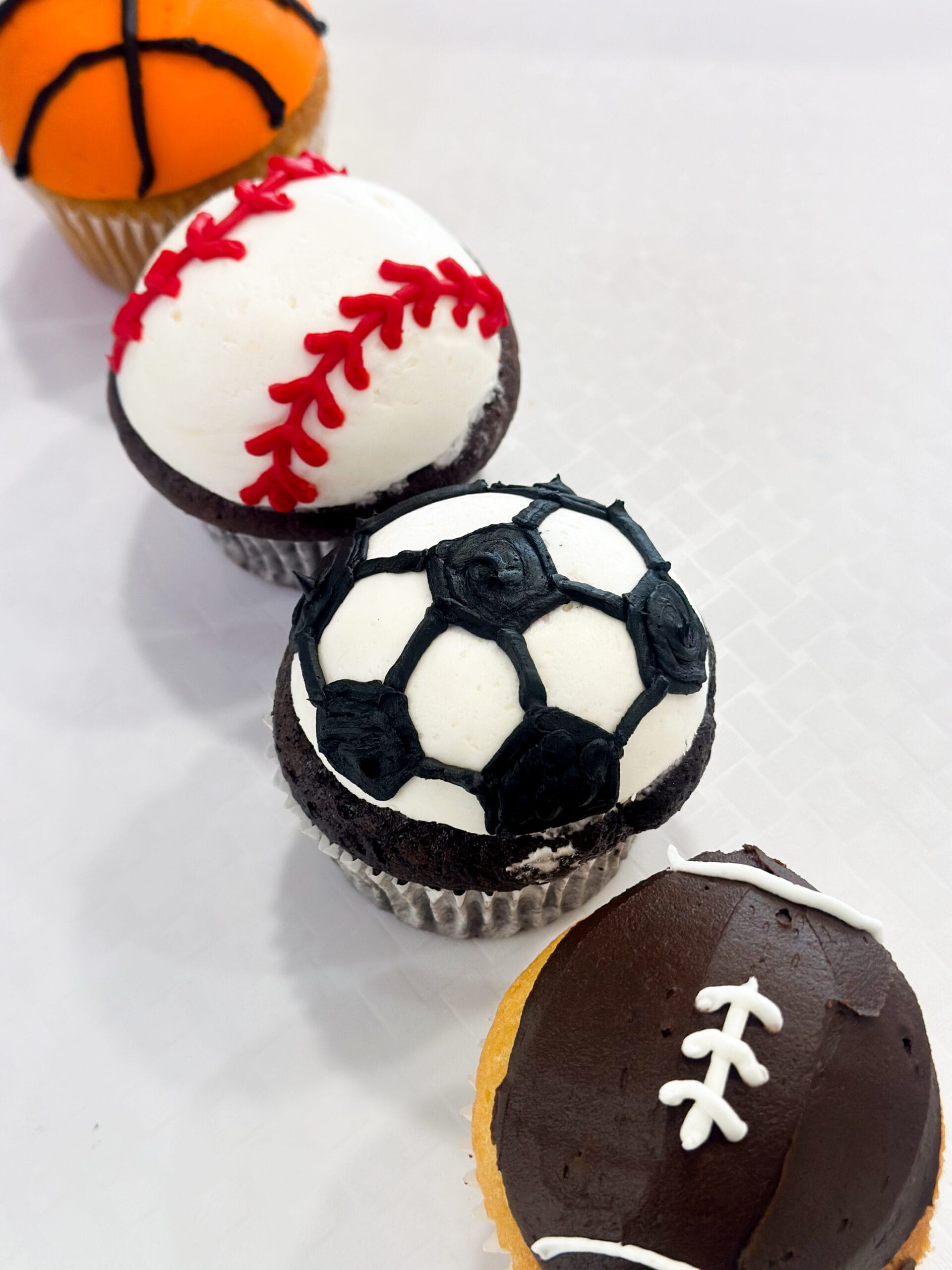 趣味・スポーツ・実用 CAKE DECORATING DIY Winning Big Game Day Desserts | wnep.com